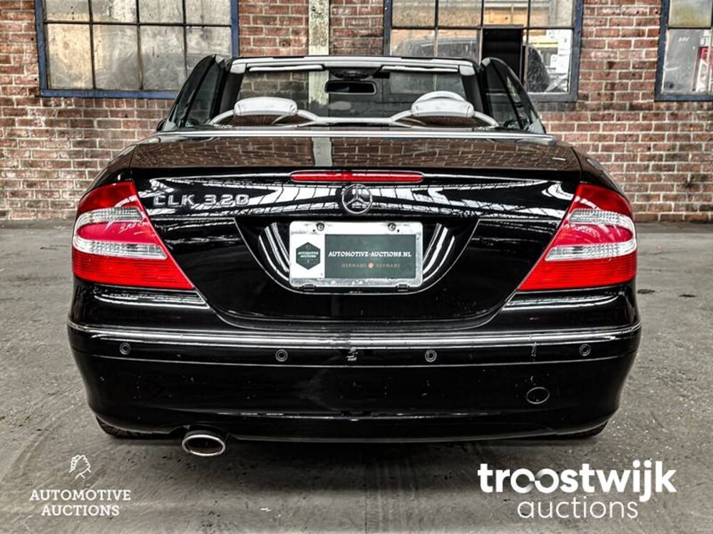 Mercedes-Benz CLK320 Cabriolet Elegance 218pk 2003 Facelift -Youngtimer-