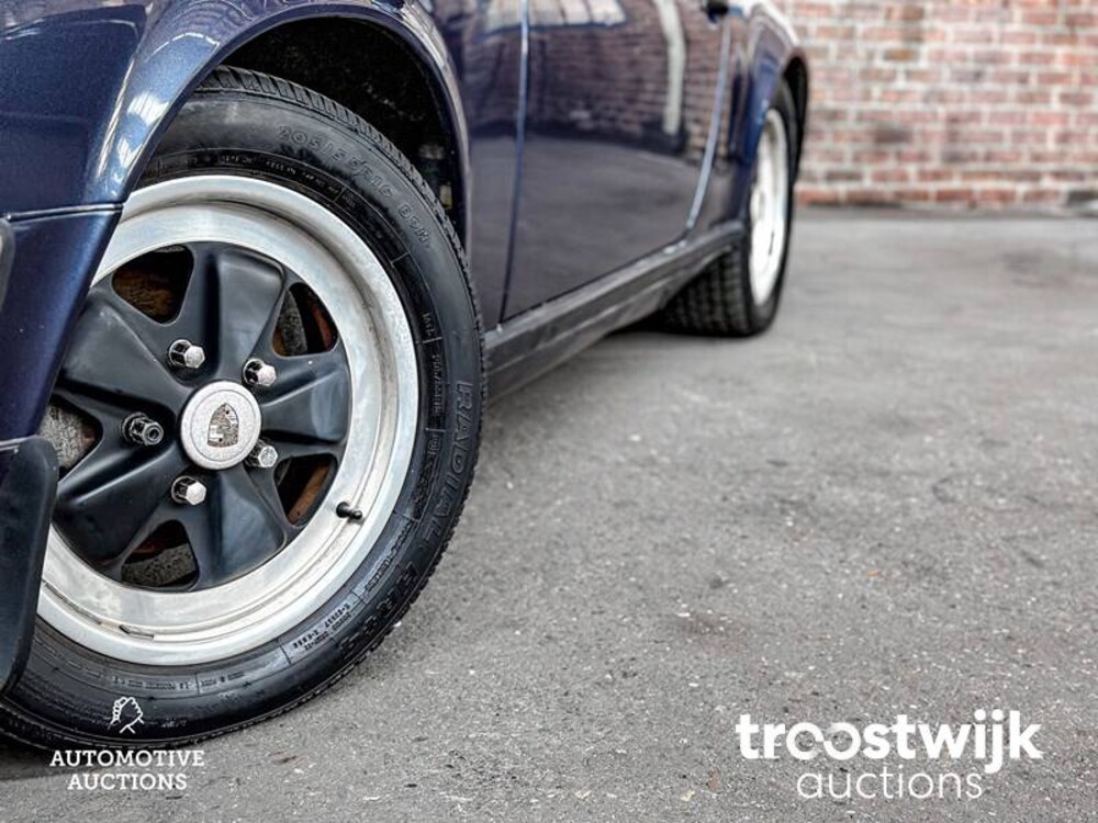 Porsche 911 Targa 207pk 1985