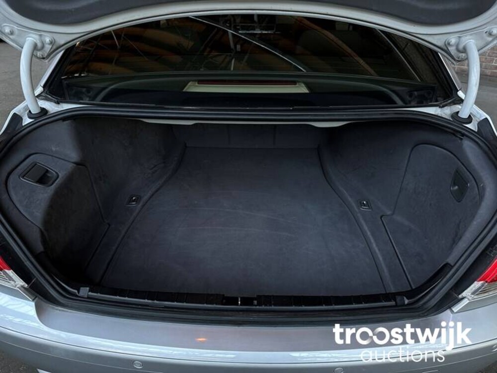 BMW 745i Executive E65 4.4 V8 333pk 2003 -Youngtimer-