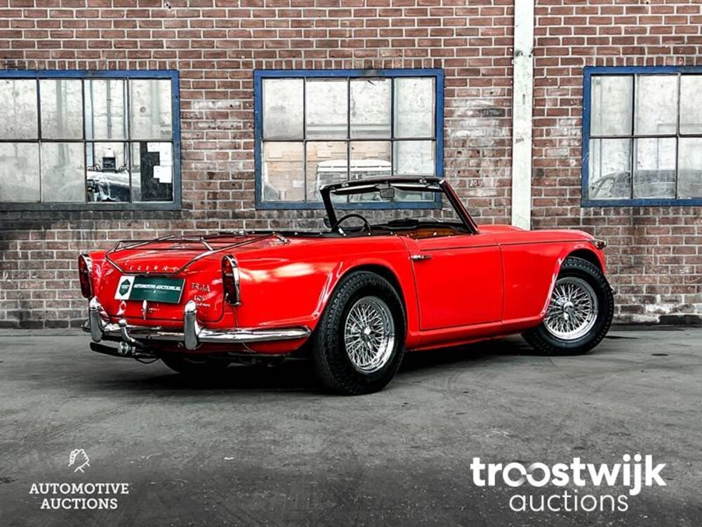 Triumph TR 4 A 2.1A Cabriolet -Org.NL- 1966, 49-21-BX