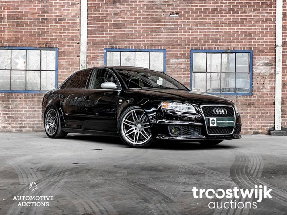Audi RS4 4.2 V8 Quattro Sedan 420pk 2008