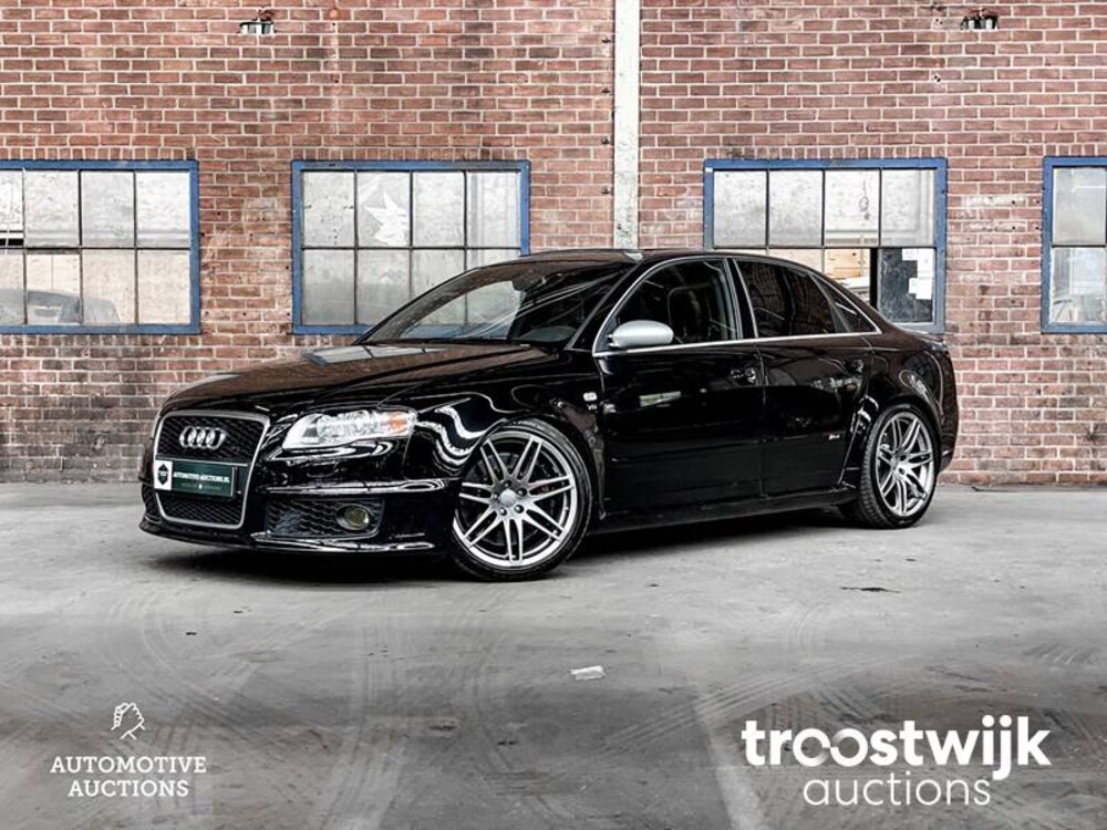 Audi RS4 4.2 V8 Quattro Sedan 420pk 2008