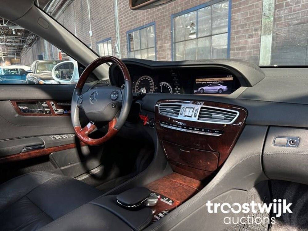 Mercedes-Benz  CL500 5.5 V8 388pk 2007 -Youngtimer-
