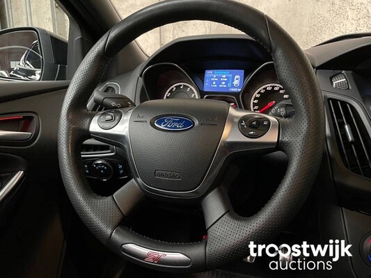 Ford Focus ST-3 2.0 EcoBoost 250hp 2014, K-925-DG