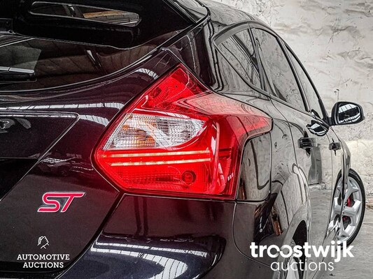 Ford Focus ST-3 2.0 EcoBoost 250hp 2014, K-925-DG