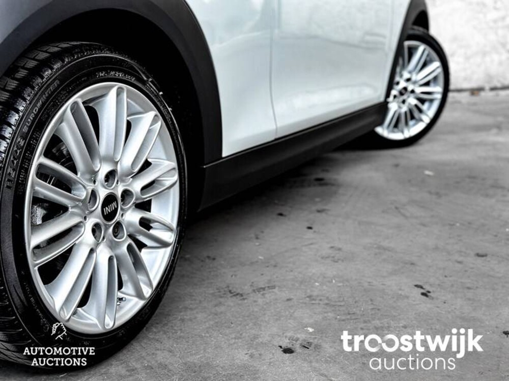 Mini Cooper Pepper 1.5 136pk 2015 -Orig. NL-, 6-ZPZ-63