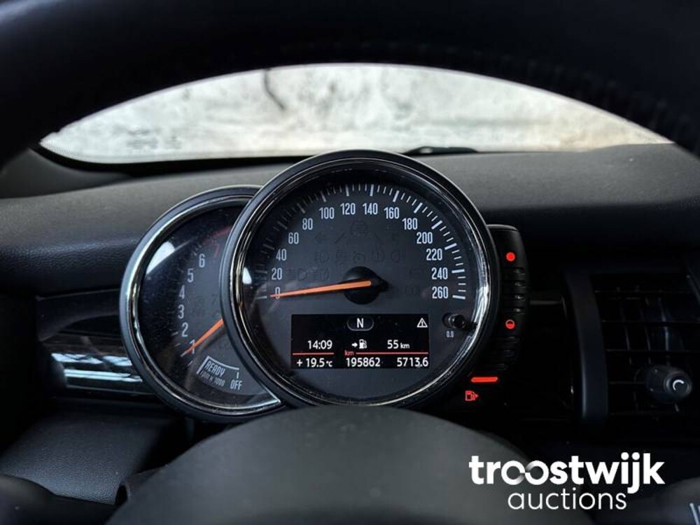 Mini Cooper Pepper 1.5 136pk 2015 -Orig. NL-, 6-ZPZ-63