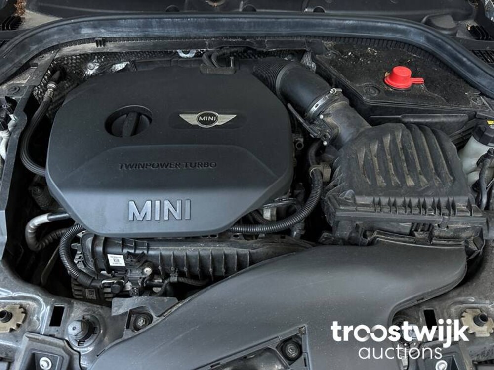 Mini Cooper Pepper 1.5 136hp 2015 -Orig. NL-, 6-ZPZ-63