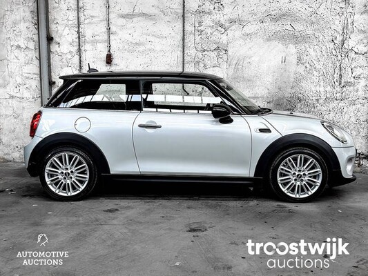 Mini Cooper Pepper 1.5 136hp 2015 -Orig. NL-, 6-ZPZ-63