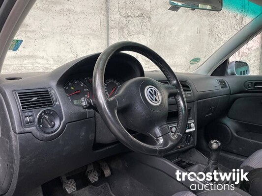 Volkswagen Golf Variant 2.0 Sportline 116hp 2002, -Orig.NL-, 37-JL-PF