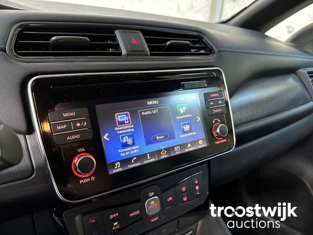 Nissan Leaf 2.Zero Edition 40kWh 2018 -Orig. NL-, SX-695-P