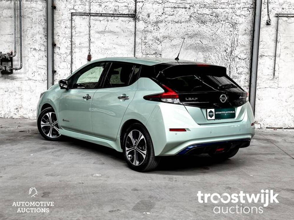 Nissan Leaf 2.Zero Edition 40kWh 2018 -Orig. NL-, SX-695-P