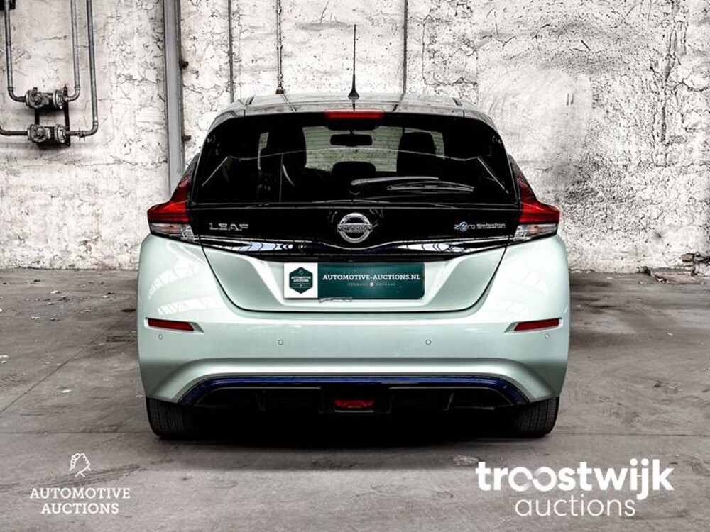 Nissan Leaf 2.Zero Edition 40kWh 2018 -Orig. NL-, SX-695-P