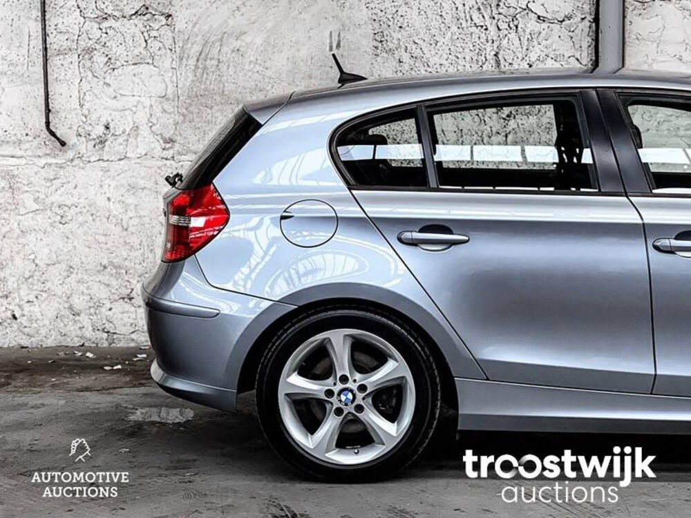 BMW 1-serie 120i Facelift 170pk 2008, K-828-HP