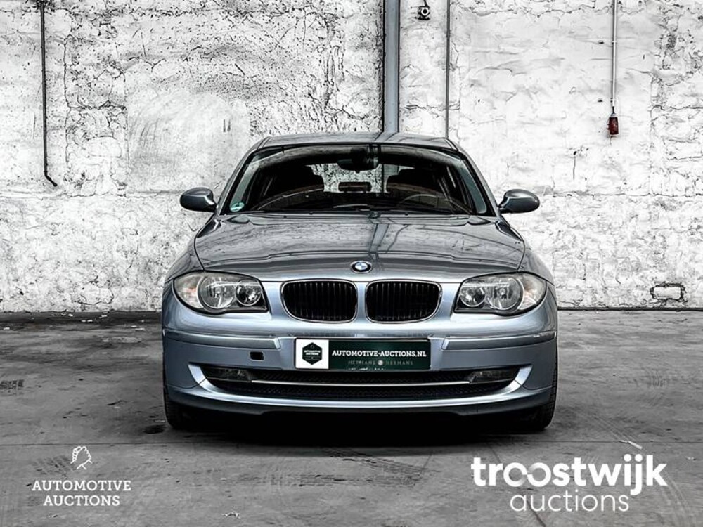 BMW 1-serie 120i Facelift 170pk 2008, K-828-HP
