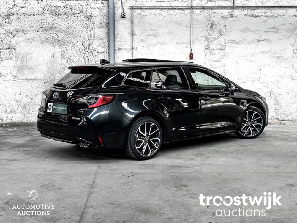 Toyota Corolla Touring Sports Hybrid Executive JBL 2.0 179pk 2019, T-061-LL