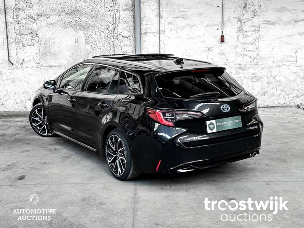 Toyota Corolla Touring Sports Hybrid Executive JBL 2.0 179pk 2019, T-061-LL