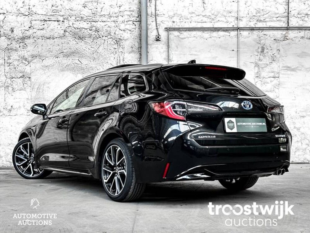 Toyota Corolla Touring Sports Hybrid Executive JBL 2.0 179pk 2019, T-061-LL