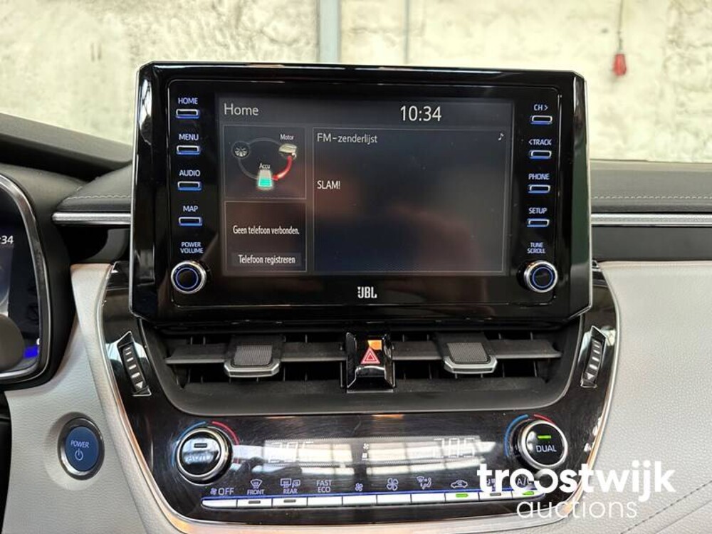 Toyota Corolla Touring Sports Hybrid Executive JBL 2.0 179pk 2019, T-061-LL