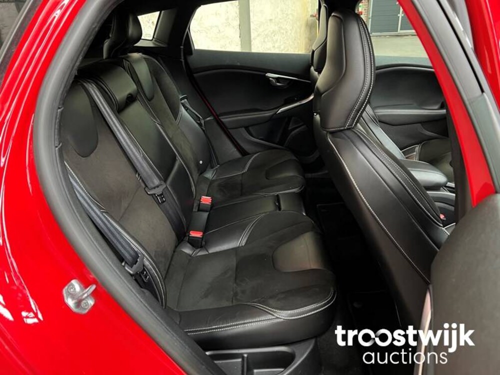 Volvo V40 2.0 D2 R-Design Business 120PS 2015 -Orig.NL-, GT-295-V