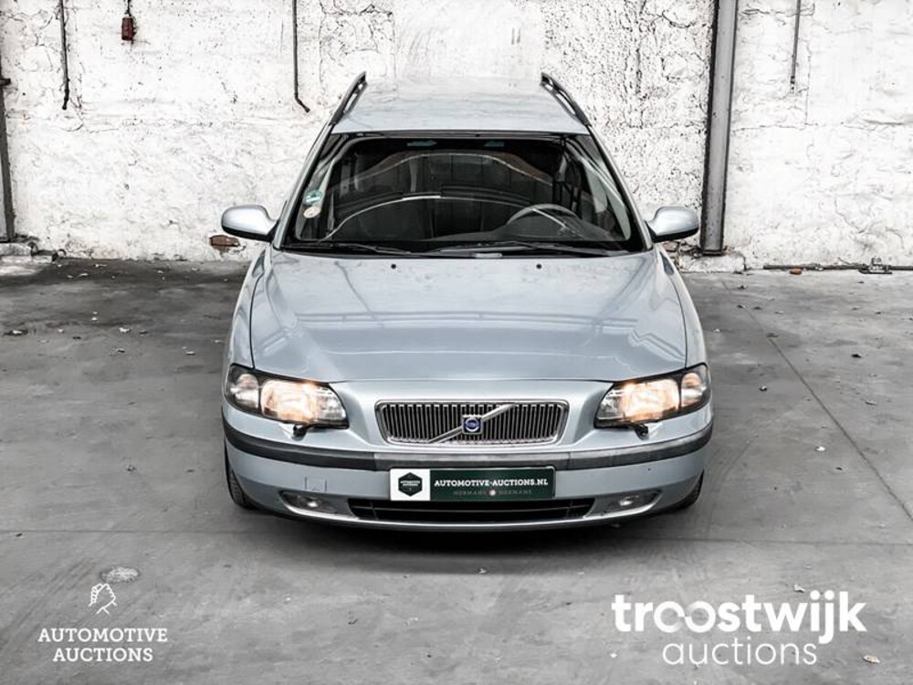 Volvo V70 Comfort Line 2.4 170pk 2001 -Orig. NL-, 49-HG-PV