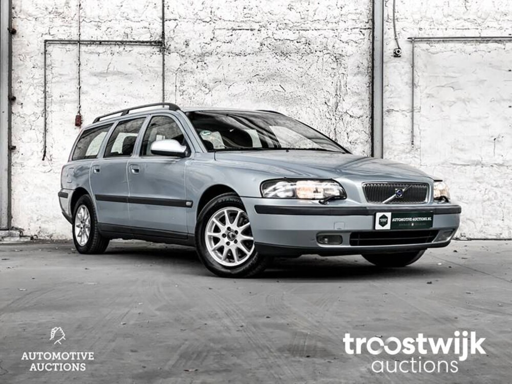 Volvo V70 Comfort Line 2.4 170pk 2001 -Orig. NL-, 49-HG-PV