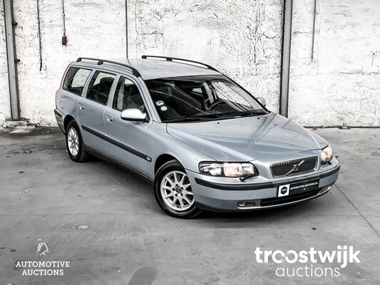 Volvo V70 Comfort Line 2.4 170hp 2001 -Orig. NL-, 49-HG-PV