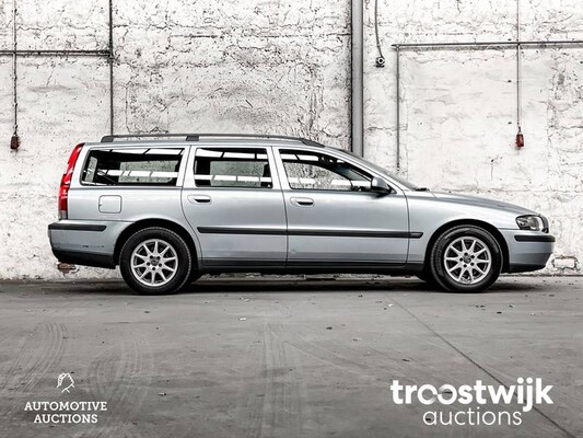 Volvo V70 Comfort Line 2.4 170hp 2001 -Orig. NL-, 49-HG-PV