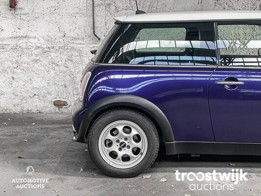 Mini Cooper 1.6 116pk 2005, 61-GZG-6