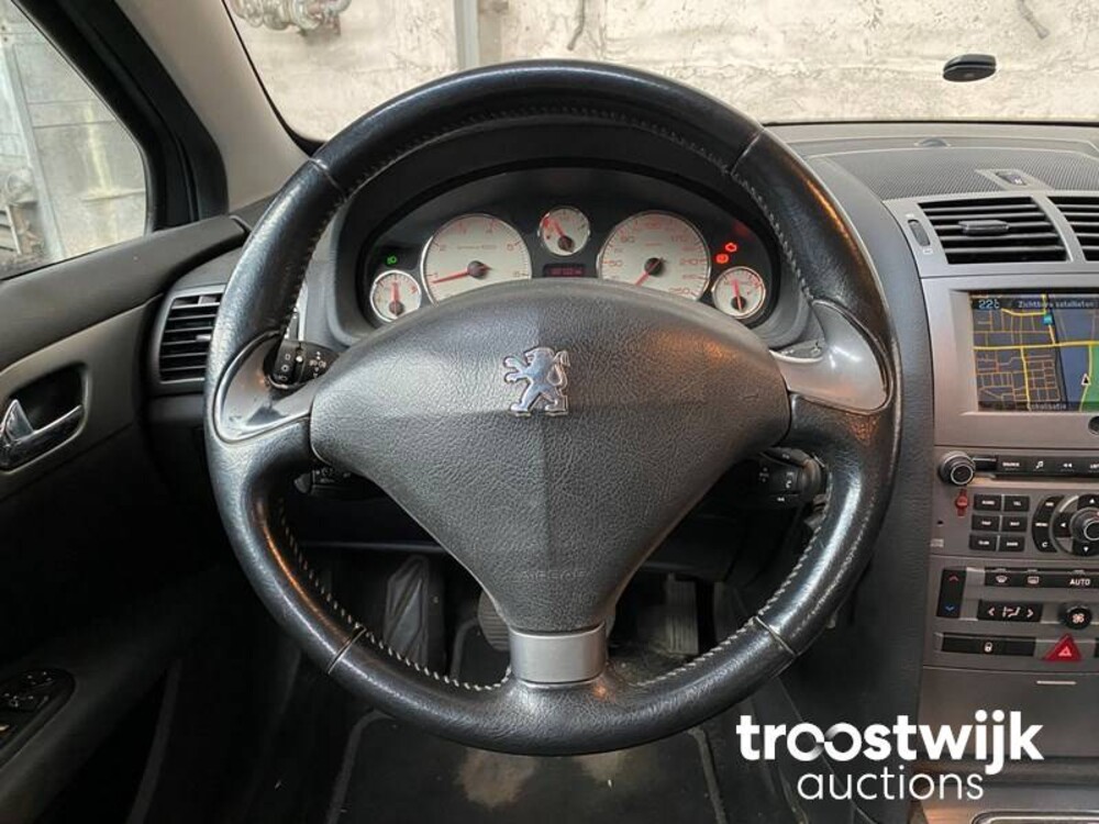 Peugeot 407 XT 2.2-16V 158pk 2005, 18-XP-LP