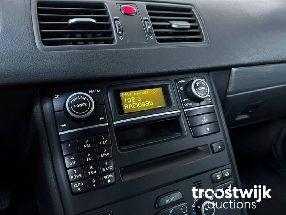 Volvo XC90 Limited Edetion 2.5 T5 209pk 2010 -Orig. NL-, 79-NHV-8