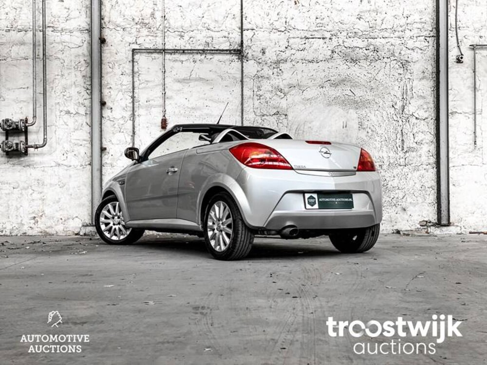 Opel Tigra TwinTop Cosmo 1.8-16V 125pk 2005 -Orig. NL-, 21-RB-PR