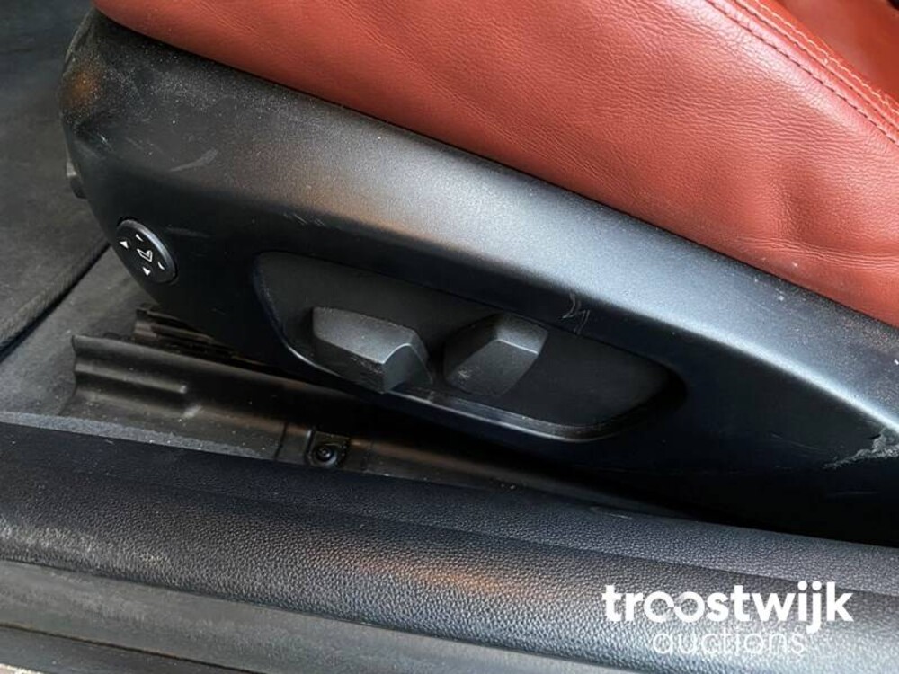 BMW M3 E93 4.0 V8 420pk 2012 DCT