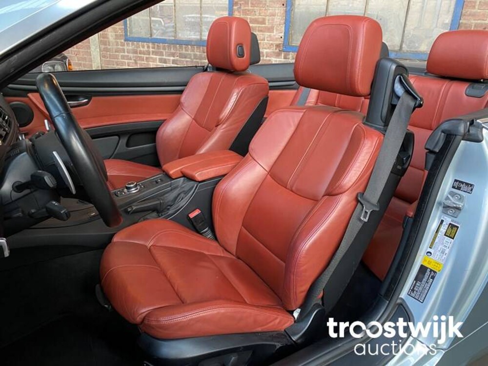 BMW M3 E93 4.0 V8 420pk 2012 DCT