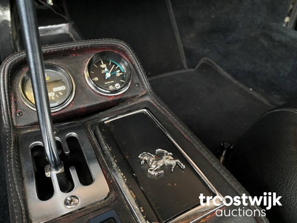 Ferrari 308 GTS Quattrovalvole 1983