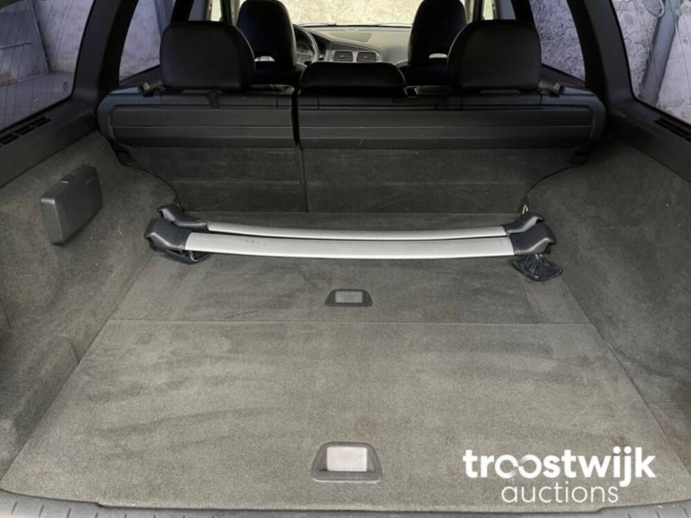 Volvo V70 2.5T youngtimer 210pk 2005 youngtimer 210PK 2005