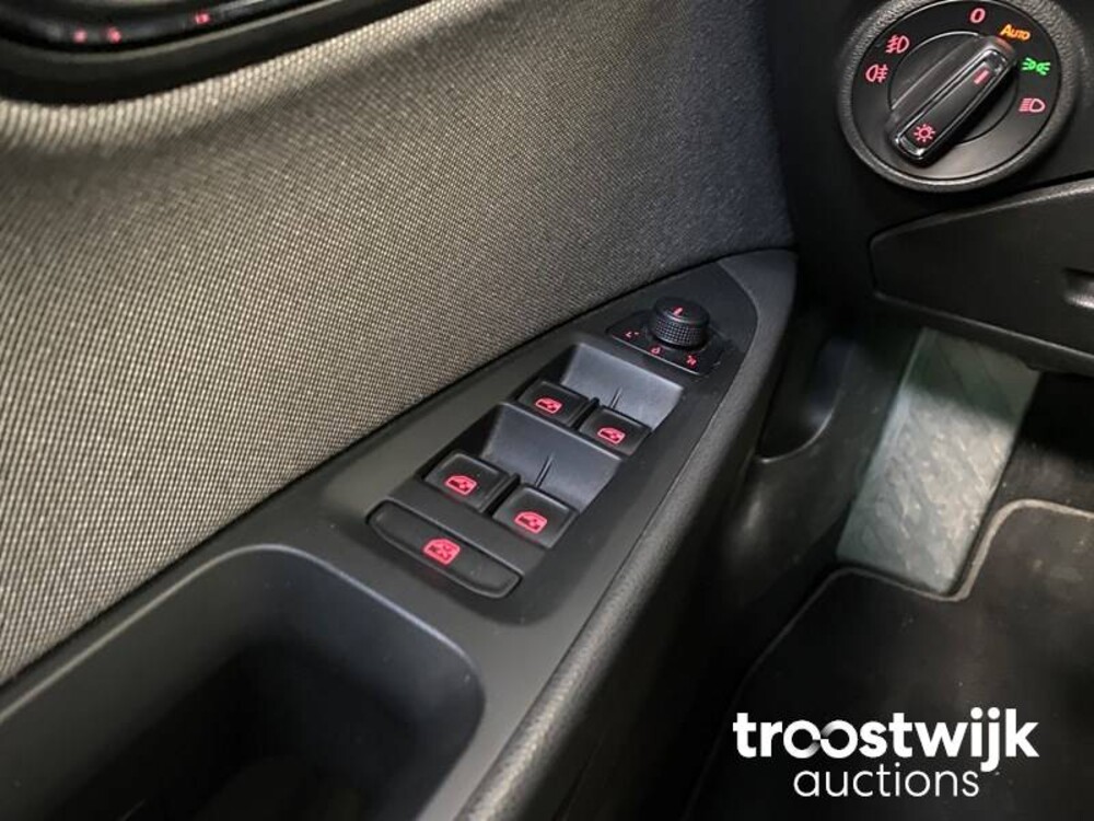 Seat 1.4 TGI Style 110pk 2017 -Orig. NL-, RH-079-L