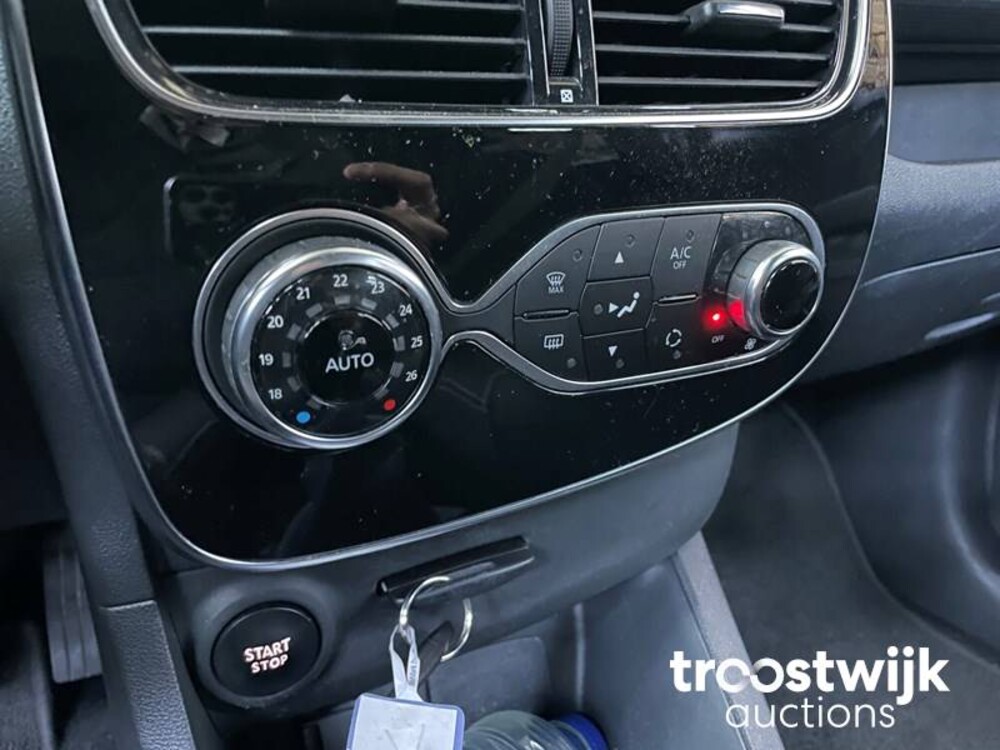 Renault Clio Estate Intens 0.9 TCe 90pk 2017, RR-945-X