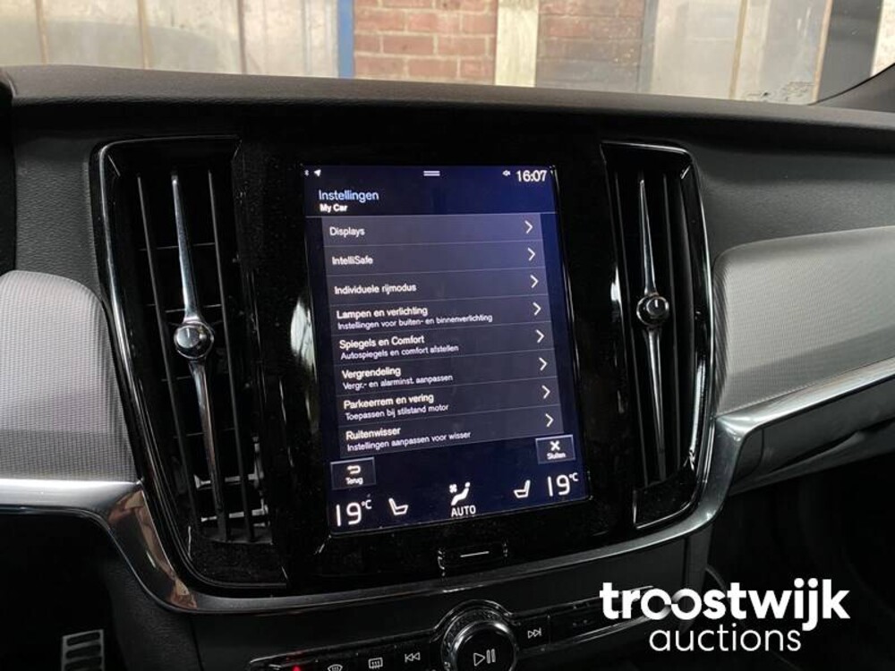 Volvo V90 2.0 D3 R-Design 150pk 2018 -Orig. NL-, TD-326-B