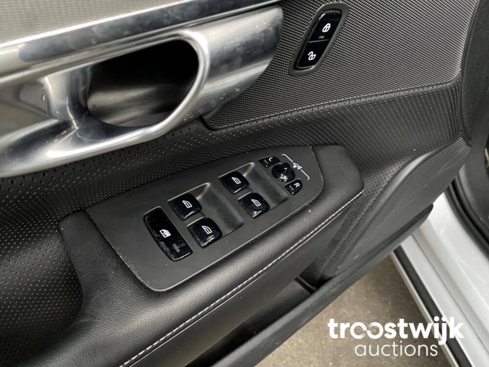 Volvo V90 2.0 D3 R-Design 150pk 2018 -Orig. NL-, TD-326-B