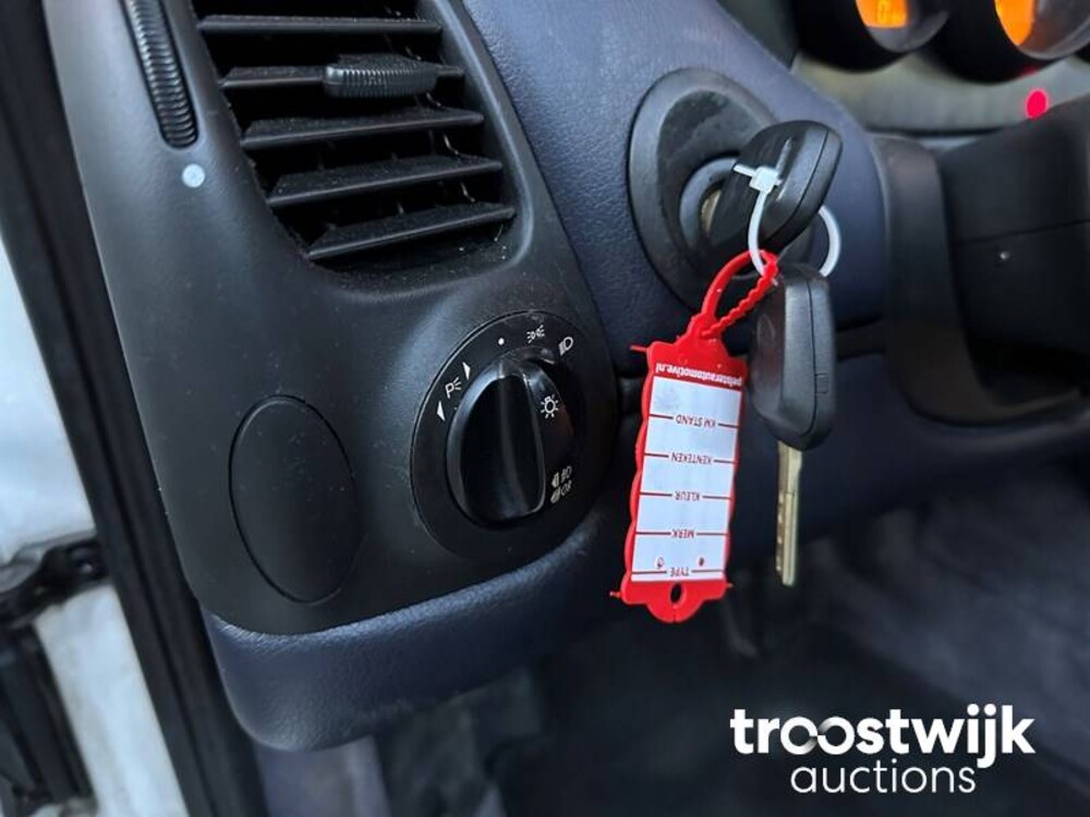 Porsche Boxster  986 2.7 228pk 2004 -YOUNGTIMER-