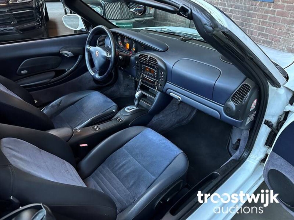 Porsche Boxster  986 2.7 228pk 2004 -YOUNGTIMER-