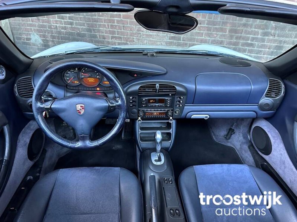 Porsche Boxster  986 2.7 228pk 2004 -YOUNGTIMER-