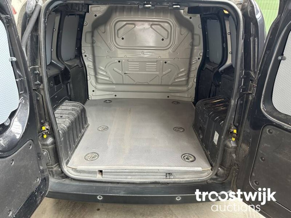 Fiat Fiorino 1.3 MJ Adventure 95pk 2017 -Orig. NL- V-950-HT