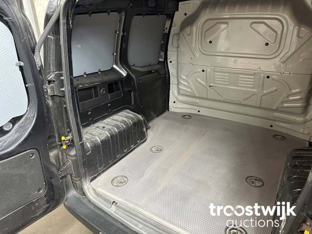 Fiat Fiorino 1.3 MJ Adventure 95pk 2017 -Orig. NL- V-950-HT