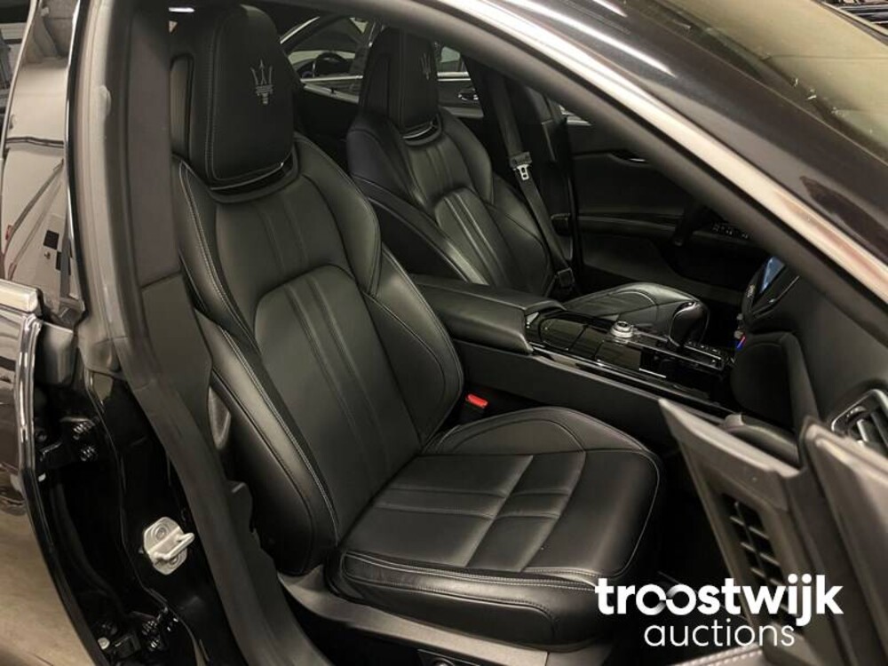 Maserati Ghibli 3.0 V6 D GranSport FACELIFT -Orig. NL- 275pk 2017,  PG-705-R