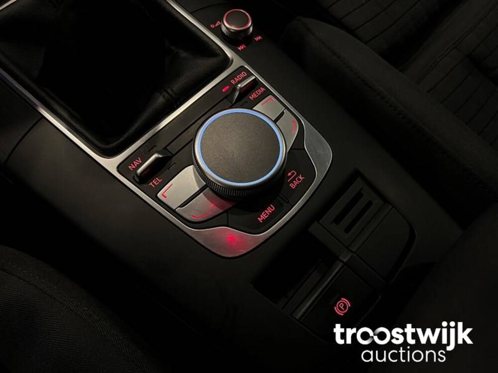 Audi A3 Limousine TFSI CoD Ambition Pro Line S 140hp 2014, GG-288-J