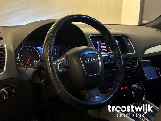 Audi Q5 TFSI Quattro Pro Line 2.0 211PS 2010 -Orig. NL-, 86-NDP-6