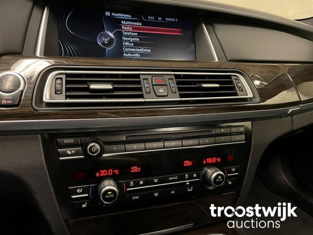 BMW 730d High Executive 7-series 258hp 2015 -Orig. NL-, GR-218-G