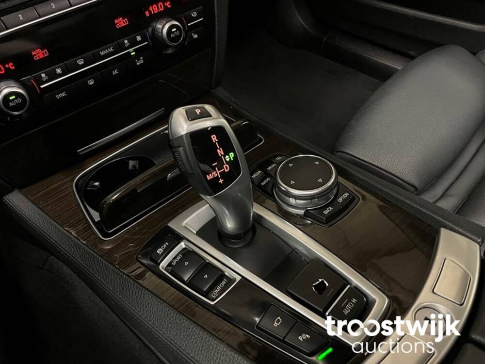 BMW 730d High Executive 7-series 258hp 2015 -Orig. NL-, GR-218-G